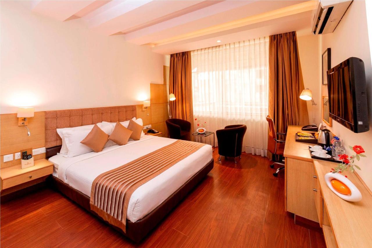 Ramada Neemrana Hotel Luaran gambar