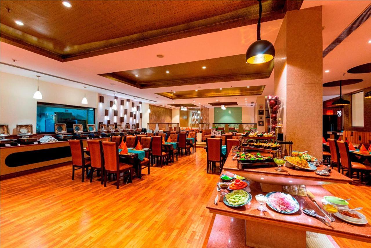 Ramada Neemrana Hotel Luaran gambar