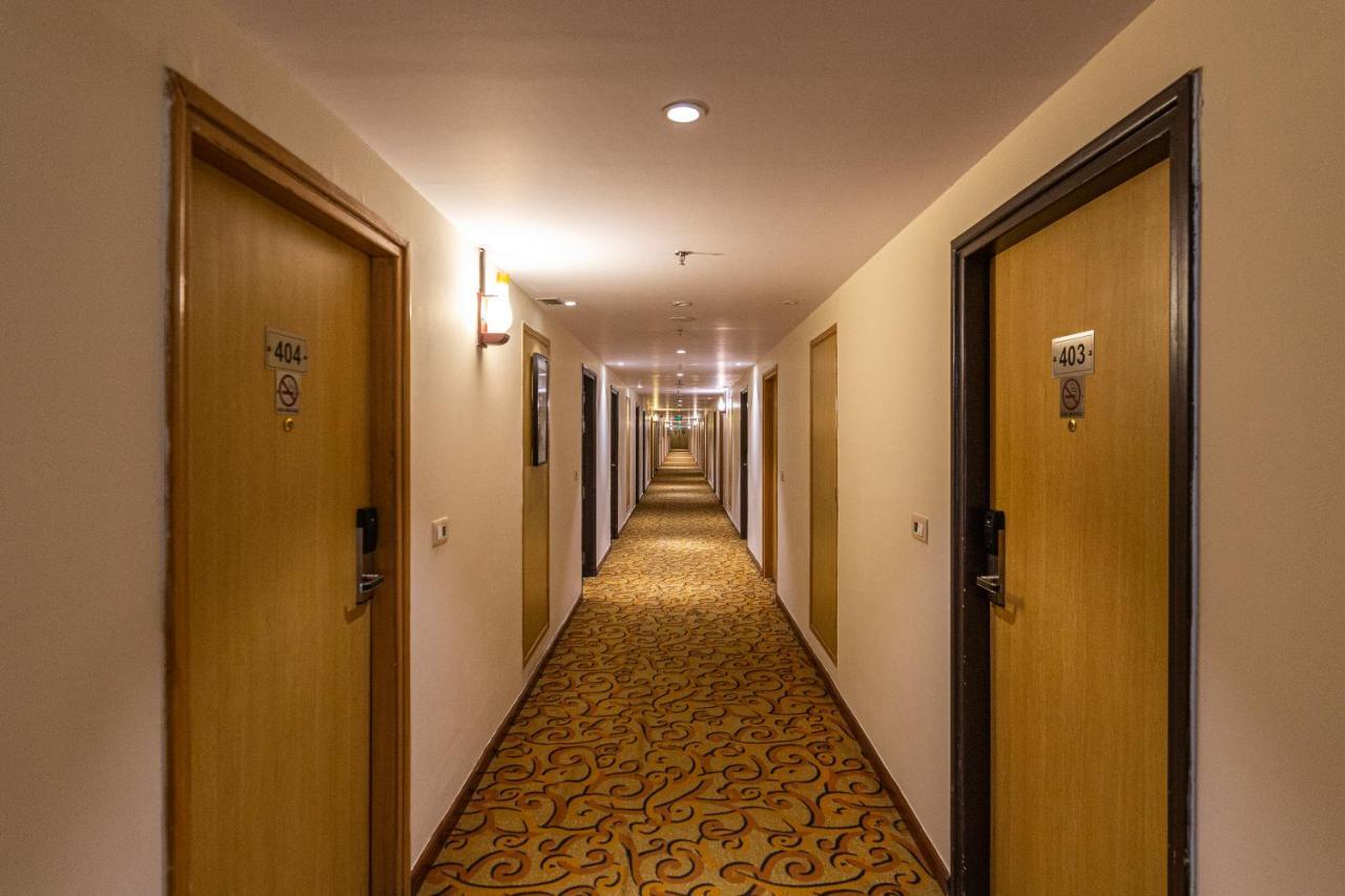 Ramada Neemrana Hotel Luaran gambar