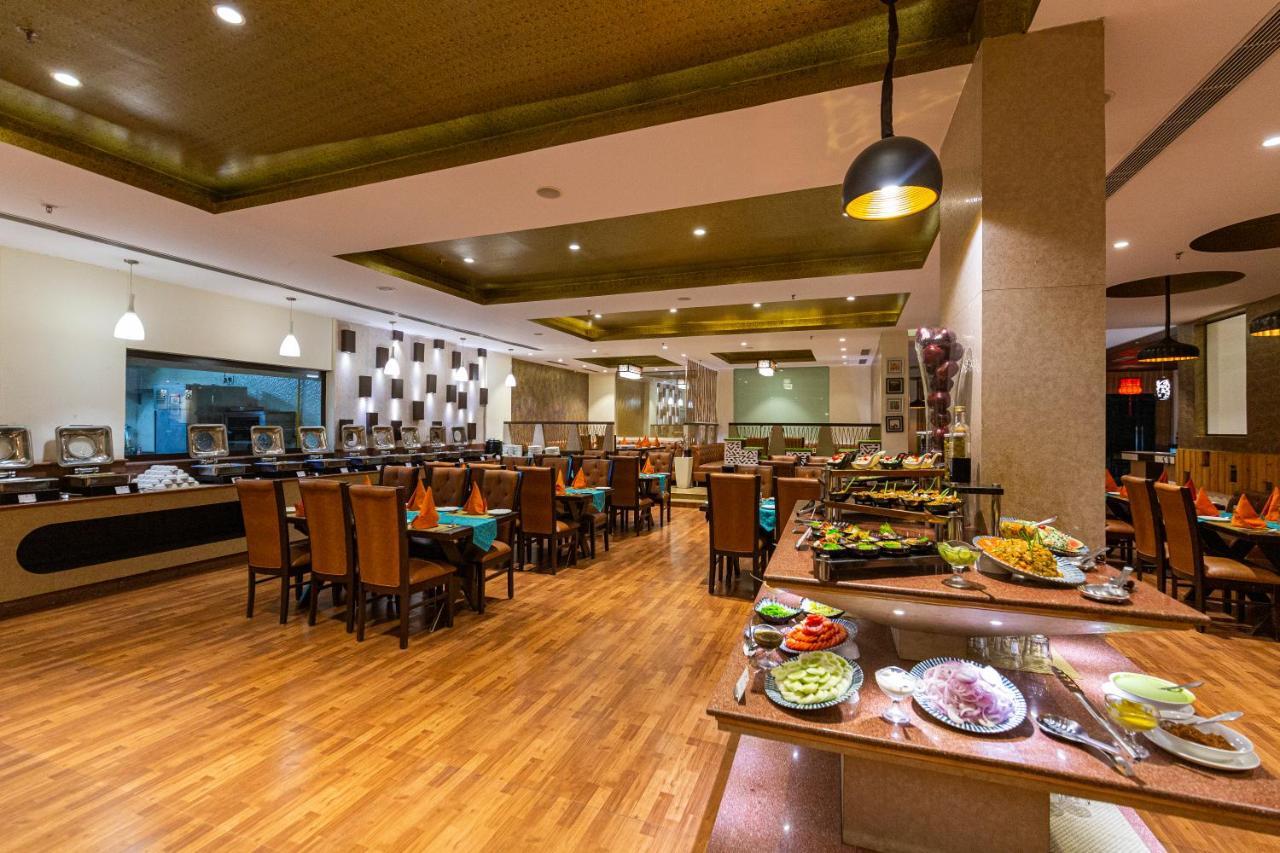 Ramada Neemrana Hotel Luaran gambar